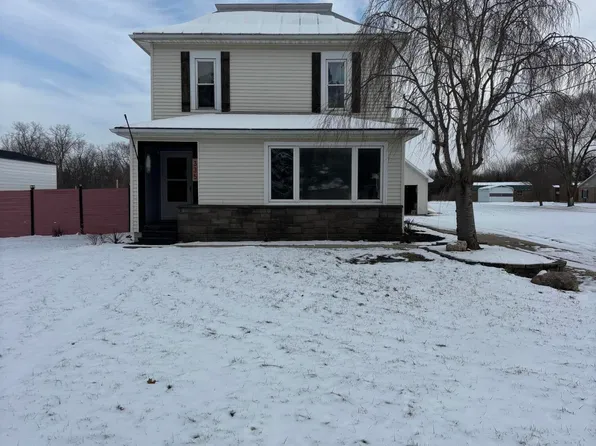 335 Windsor Ln, Gibsonburg, OH 43431