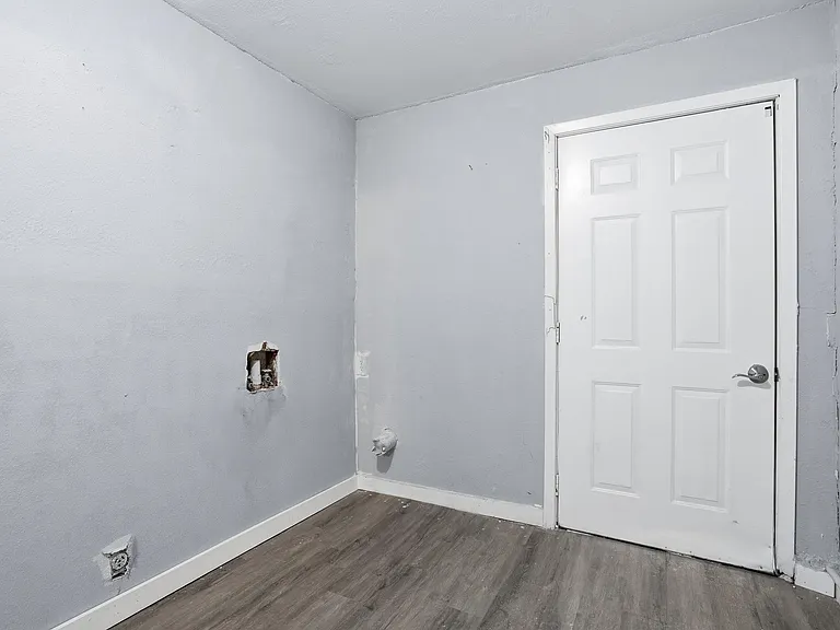 1412 Chase Ave — Photo 23