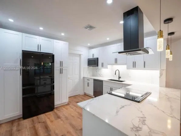 3468 NE 17th Ave Unit 2, Fort Lauderdale, FL 33334