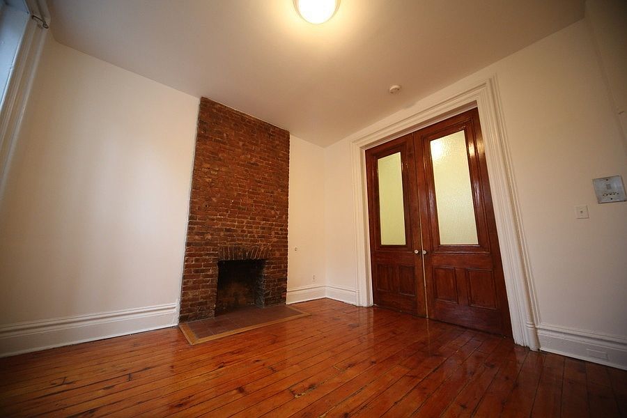 2nd image of 134 Berkeley Pl
