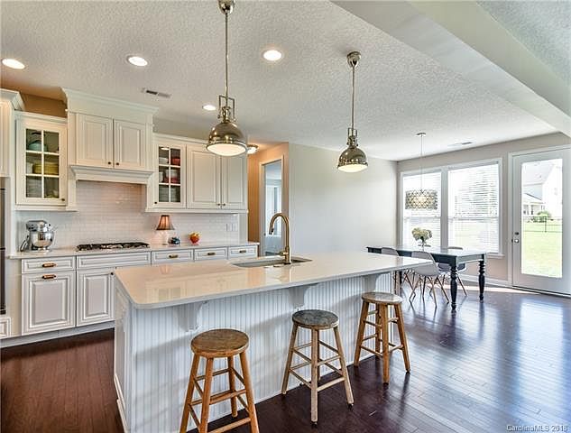 1st image of 16219 Grassy Creek Dr
