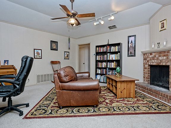 5th image of 3119 Mayfair Dr