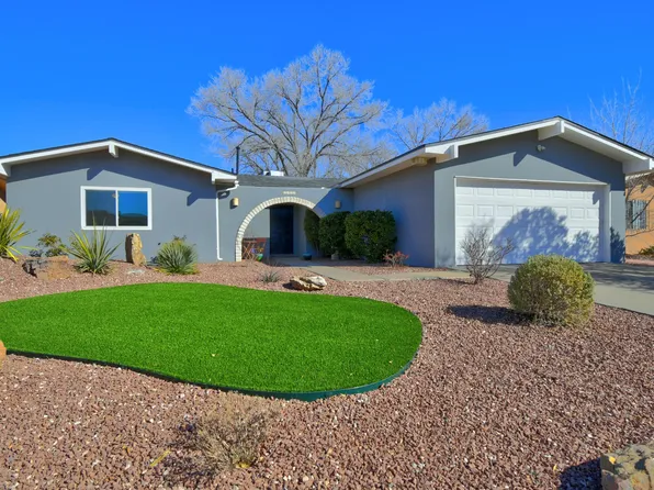 8429 Yeager Dr NE, Albuquerque, NM 87109