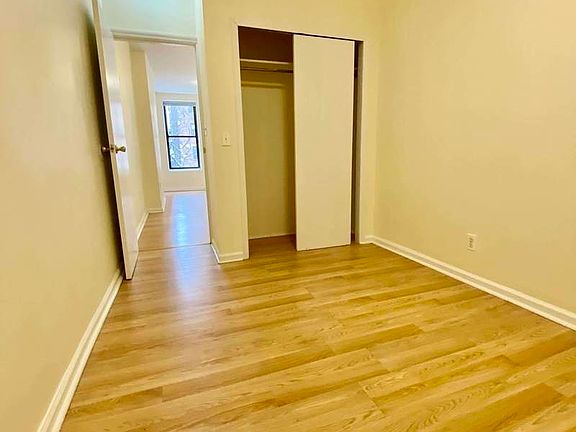 5th image of 244 E 79th St #2