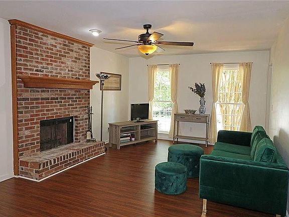 4th image of 1550 Brookcliff Cir