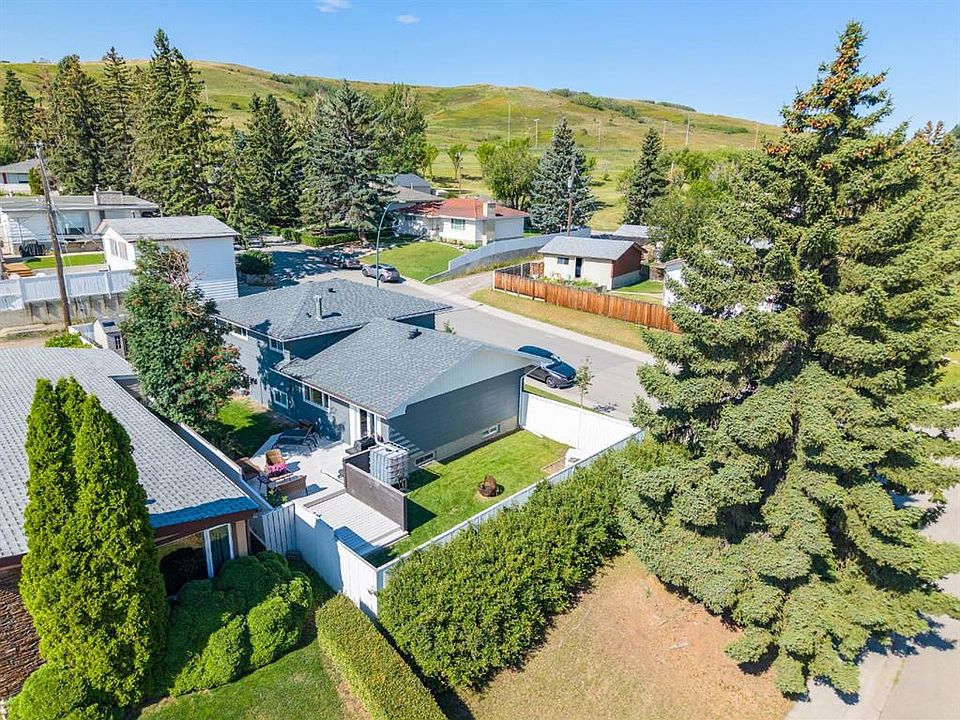 1st image of 1004 Huntercove Pl NW