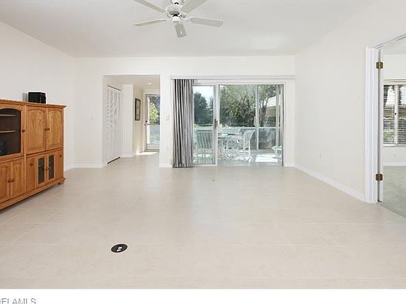 3rd image of 5805 Glencove Dr APT 701
