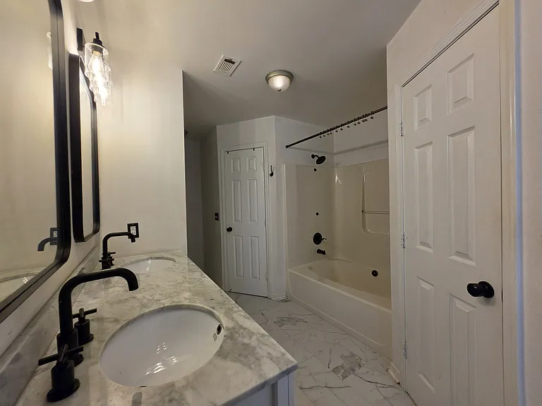 404 Riverchase Blvd — Photo 7