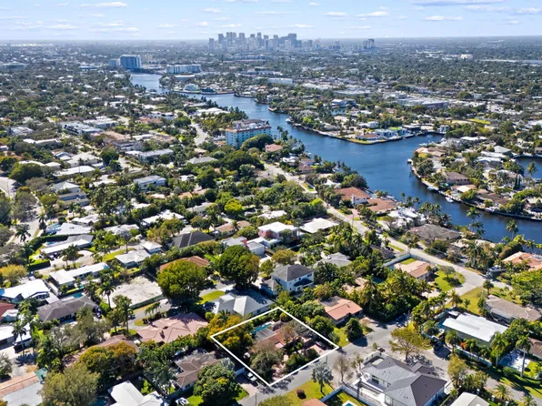 2600 NE 24th Street, Fort Lauderdale, FL 33305