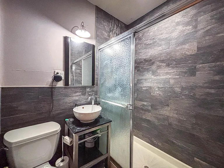 181 7th Ave #5 — Photo 13