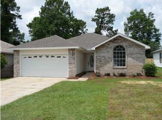 1910 Oak Ave, Niceville, FL 32578