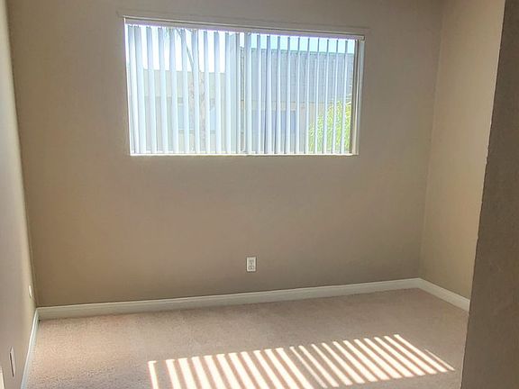 5th image of 1443 Elder Ave #F