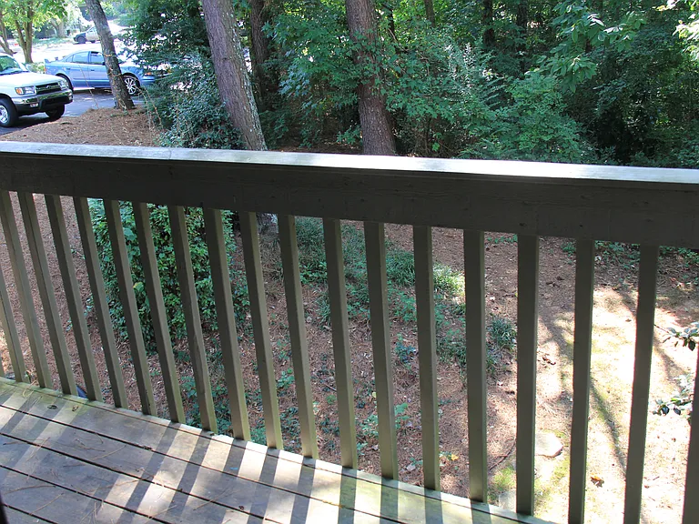 1504 Tuxworth Cir — Photo 11