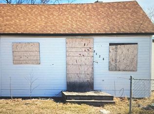 2126 Maplewood Ave, Saginaw, MI 48601