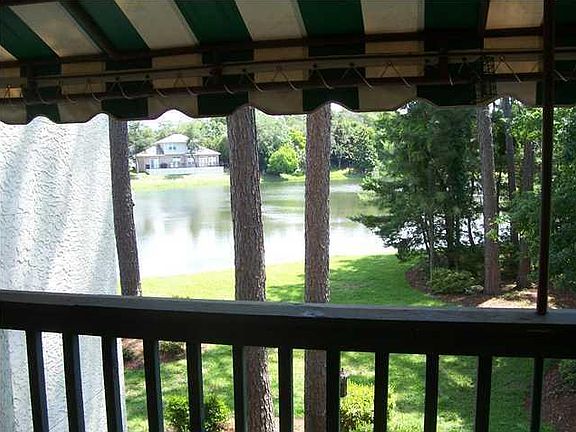 3rd image of 212 Southlake Ct