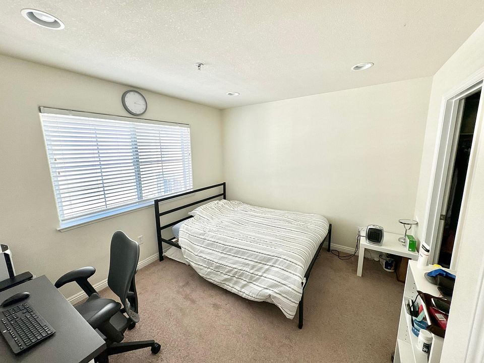 1st image of 80 E Virginia St