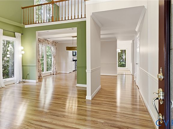 2nd image of 14304 Cove Ridge Ter