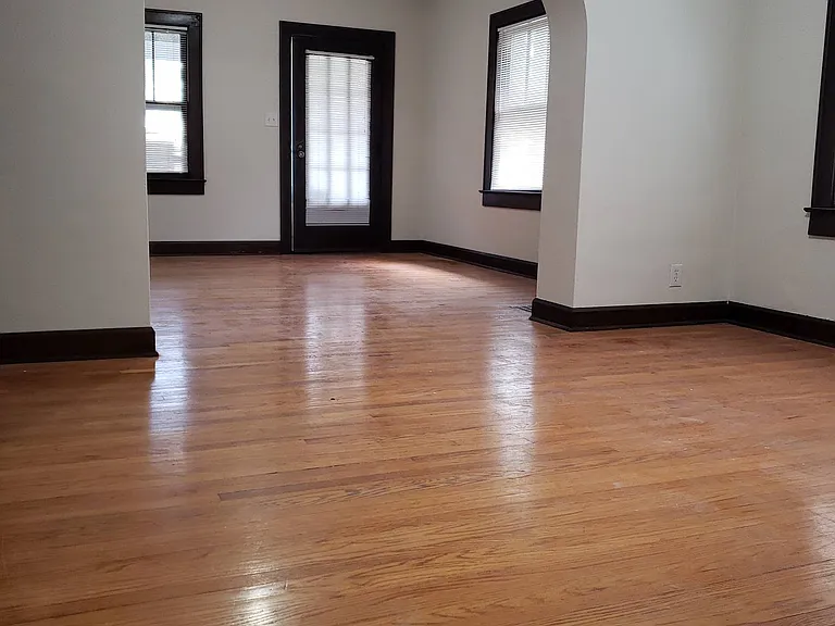 5326 N College Ave — Photo 10