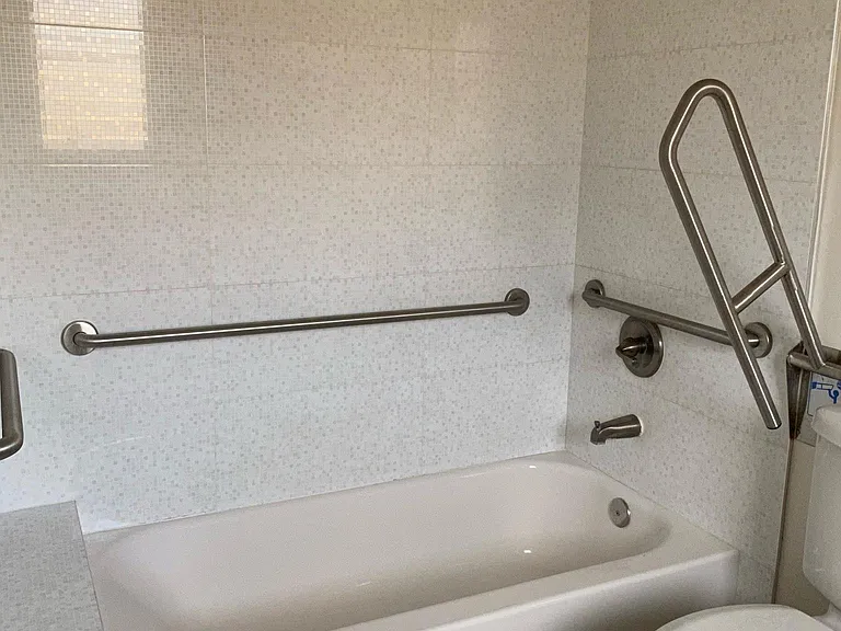531 Prescott St #7 — Photo 11