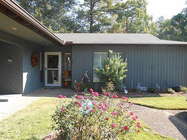 1st image of 344 Oak Center Pl