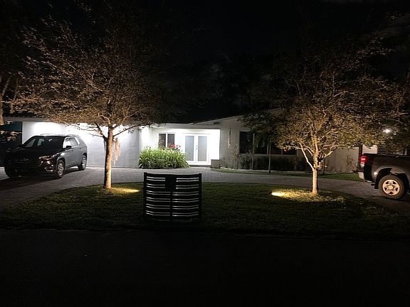 2nd image of 9880 SW 140th St