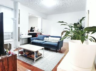 25-53 33rd St #2, Astoria, NY 11102
