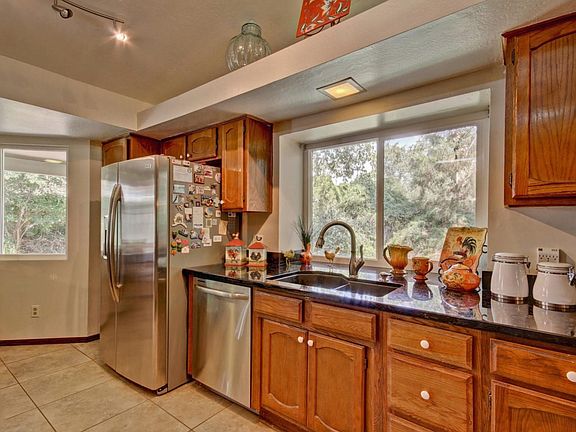 Kitchen 1 (3)_07082022