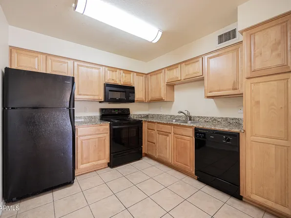 330 S BECK Avenue #207, Tempe, AZ 85281
