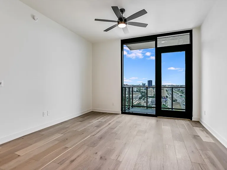 84 East Ave #2102 — Photo 5