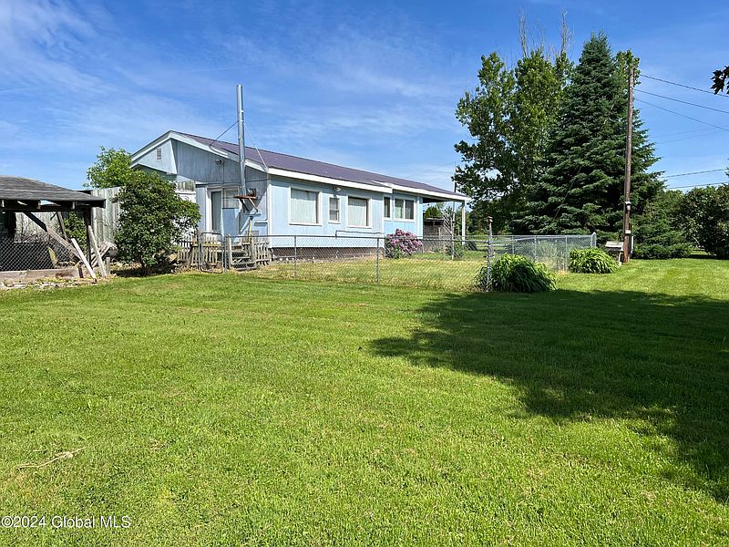 3rd image of 37 Wade Road