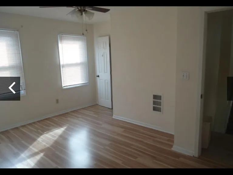 2022 Chester Ave — Photo 5