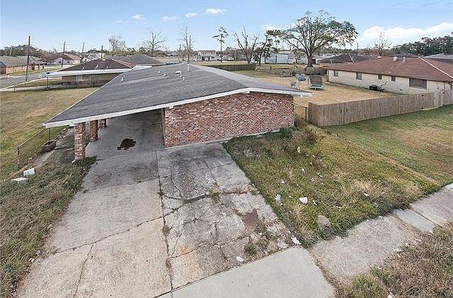 1st image of 3525 Laplace St