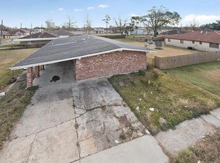 3525 Laplace St, Chalmette, LA 70043