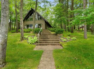 374 Trillium Rd, Gillett, WI 54124