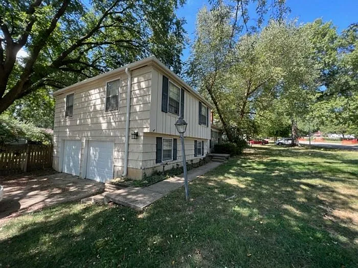 7844 Pawnee Dr — Photo 29