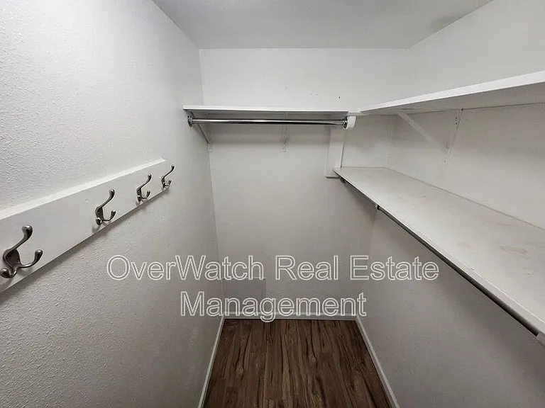 2000 Colony Loop — Photo 24