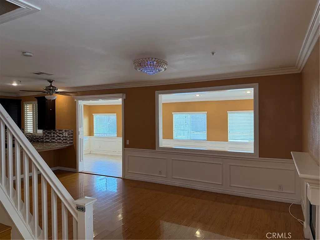 3 bed, 2.5 bath, 1500 sqft, $3,200 — Photo 3