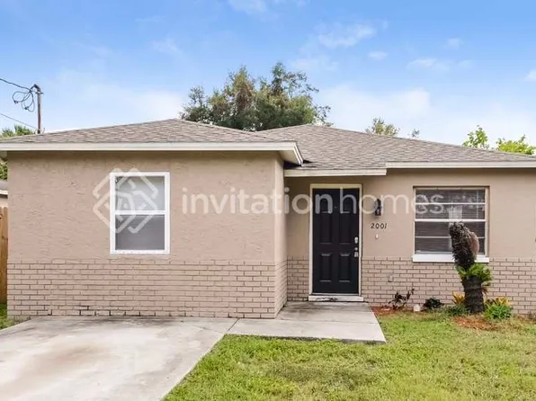 2001 E Giddens Ave, Tampa, FL 33610