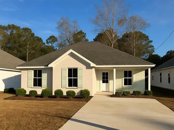 109 Bryant St, Madisonville, LA 70447