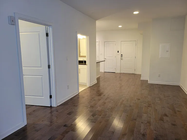 710 Chestnut St #201 — Photo 3