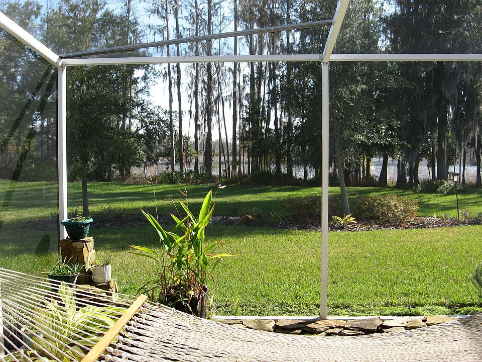 Screened lanai