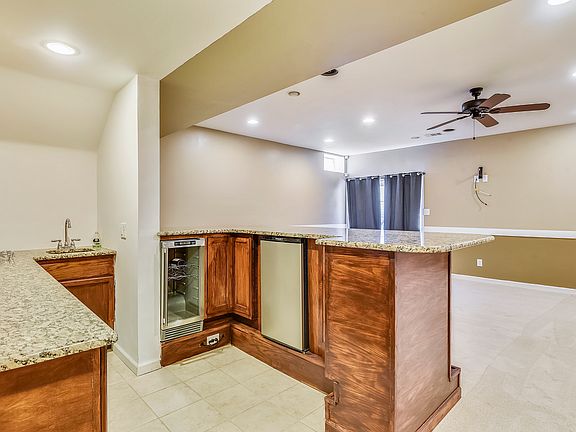 2nd image of 16476 Chattanooga Ln