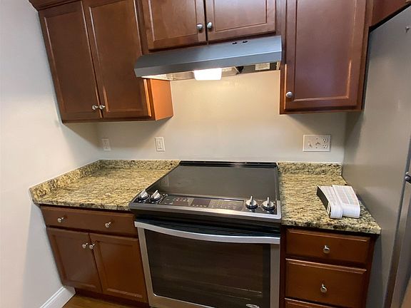 3rd image of 3 Furnival Rd Unit 111