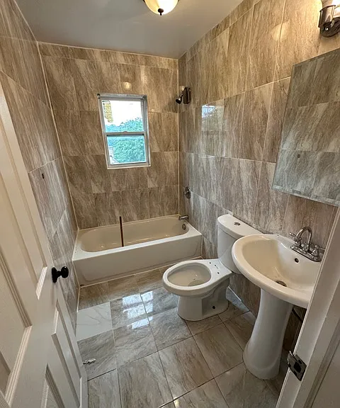 225 Chadwick Ave — Photo 2