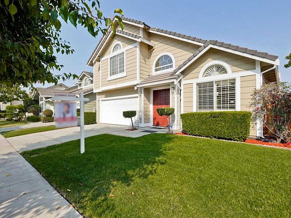 2nd image of 1319 Chessington Dr