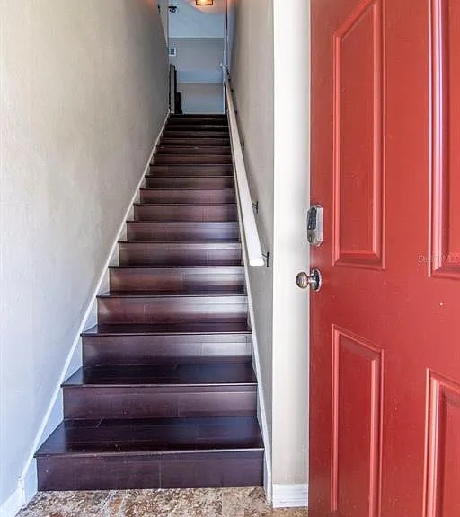 9130 Lake Chase Island Way #9130 — Photo 3