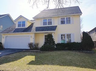 552 Beaconsfield Ave, Naperville, IL 60565