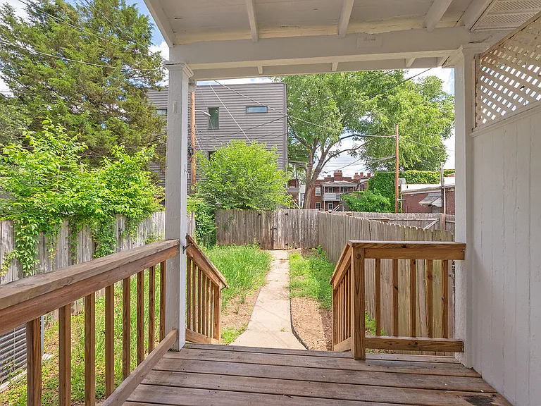 2606 Grayland Ave — Photo 23
