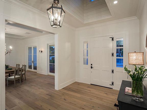 3rd image of 5143 E Calle Del Medio
