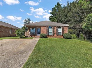 9 Findlay St, Hattiesburg, MS 39402